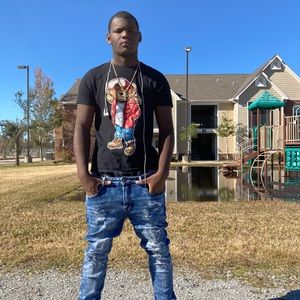 Meet your Posher, Everett